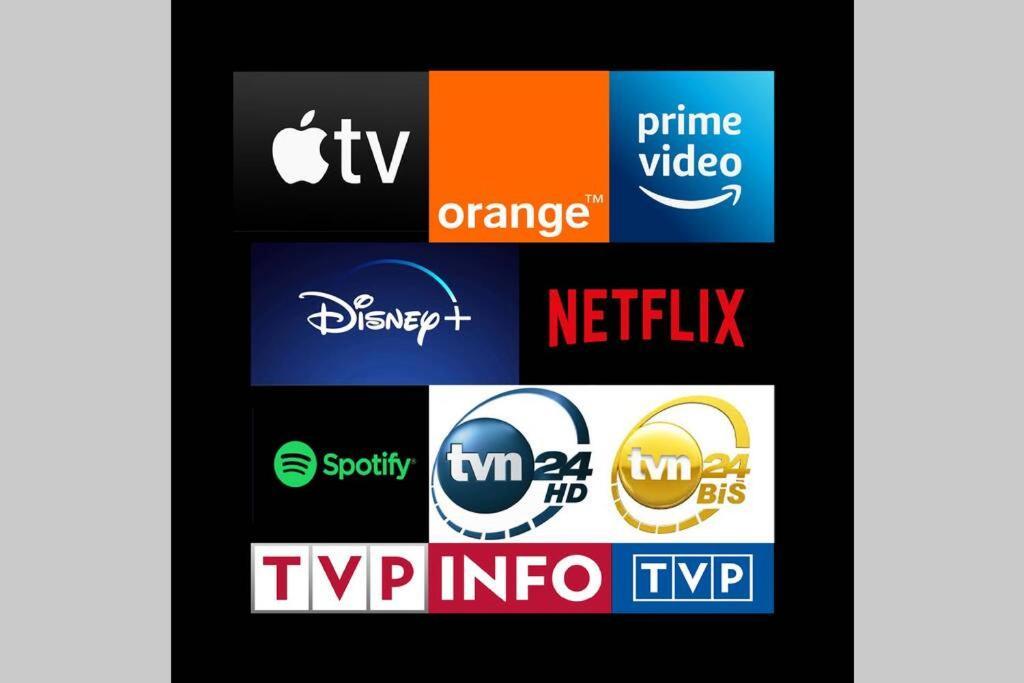 דירות ורשה Gold 3 Metro X2 Wifi 300 Mbs 60'Tv Netflix Hbo Appletv+ מראה חיצוני תמונה