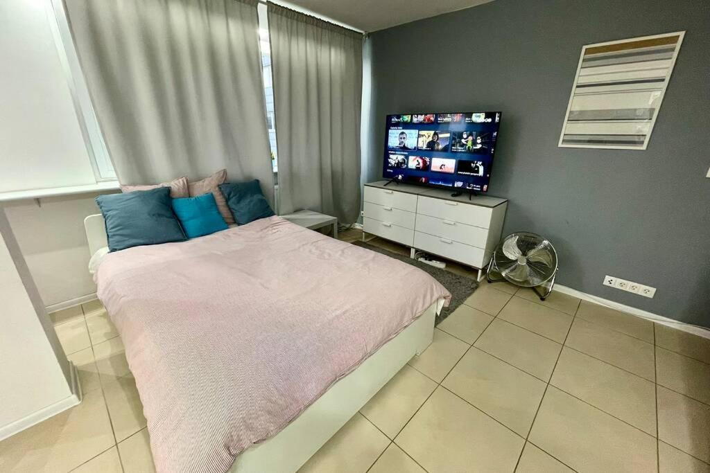 דירות ורשה Gold 3 Metro X2 Wifi 300 Mbs 60'Tv Netflix Hbo Appletv+ מראה חיצוני תמונה